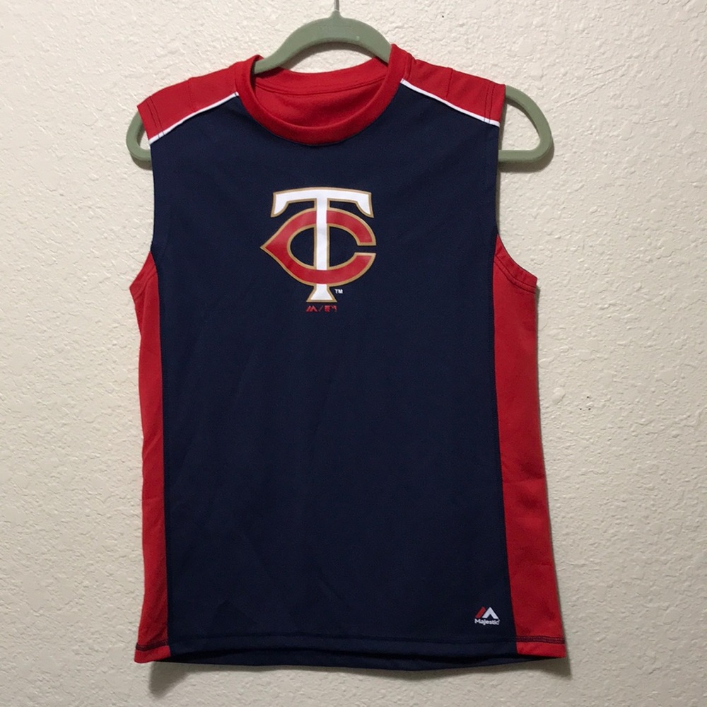 Majestic Twins Baseball Navy Tank Tops. Very Good Condition. Size L.